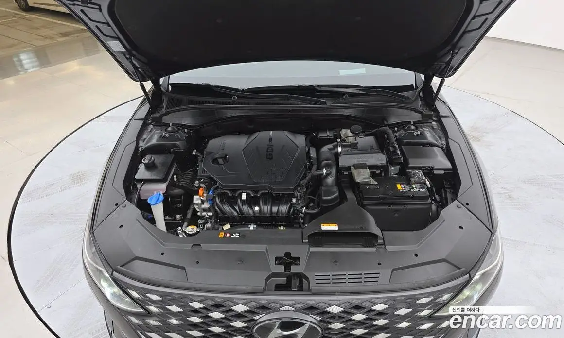 Hyundai Grandeur 2022 2.5 автомат (гидро), фото 6