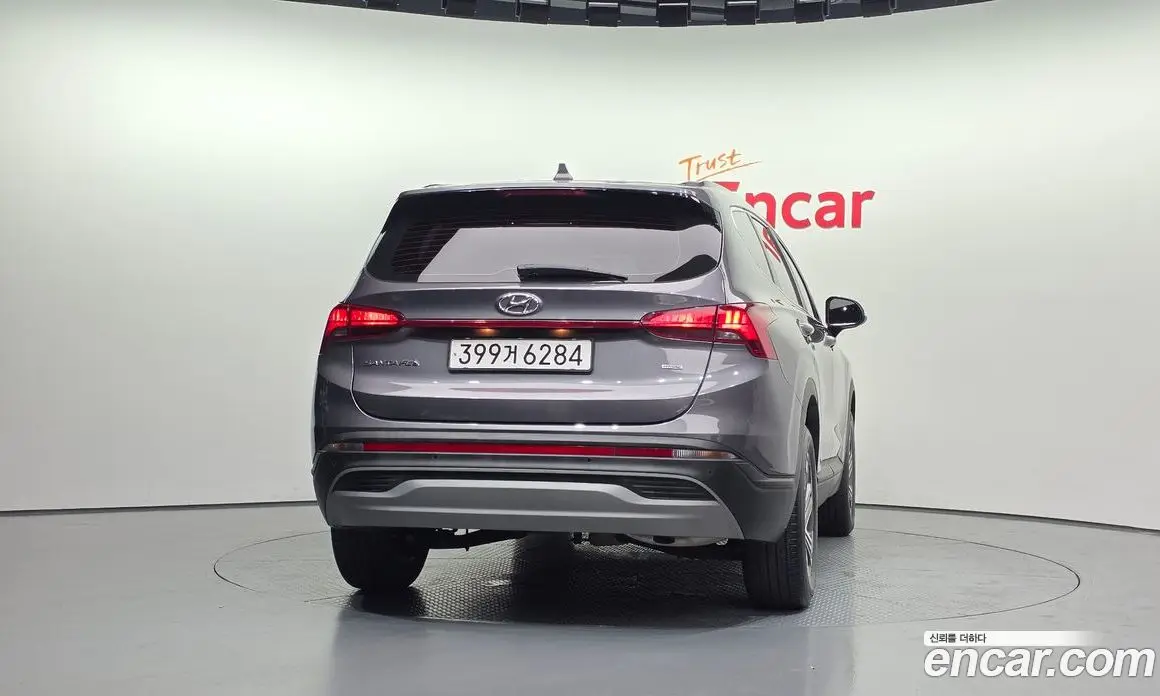 Hyundai Santa Fe 2022 2.5 автомат (гидро), фото 4 Hyundai Santa Fe 2022 2.5 автомат (гидро), фото 4