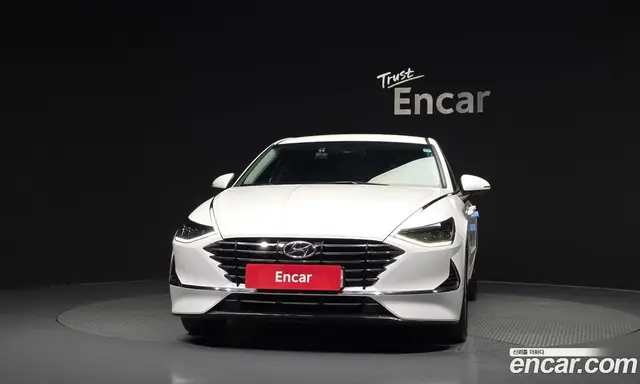 Hyundai Sonata 2022 2.0 автомат (гидро), миниатюра 3