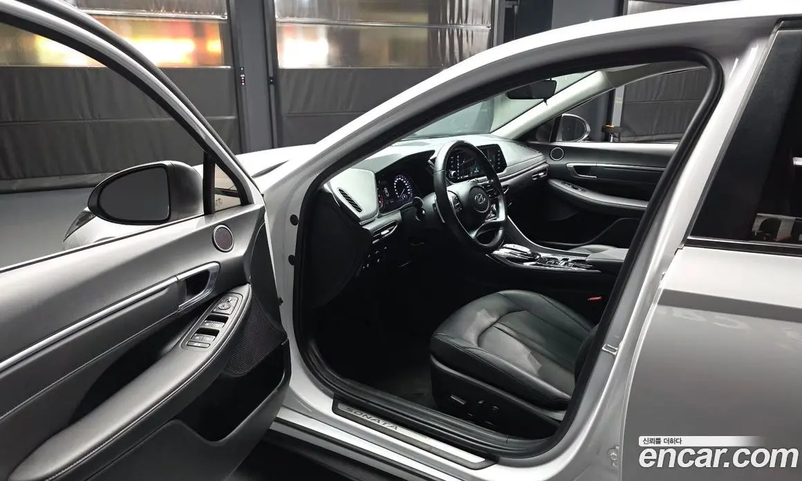 Hyundai Sonata 2022 2.0 автомат (гидро), фото 10