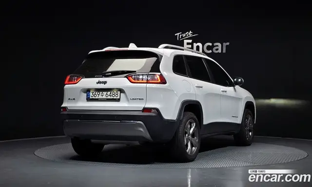 Jeep Cherokee 2021 2.4 автомат (гидро), миниатюра 2 Jeep Cherokee 2021 2.4 автомат (гидро), миниатюра 2