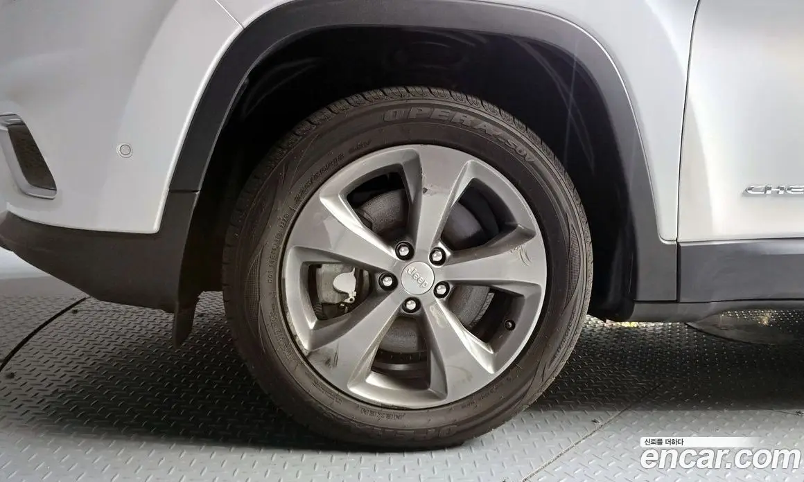 Jeep Cherokee 2021 2.4 автомат (гидро), фото 5 Jeep Cherokee 2021 2.4 автомат (гидро), фото 5