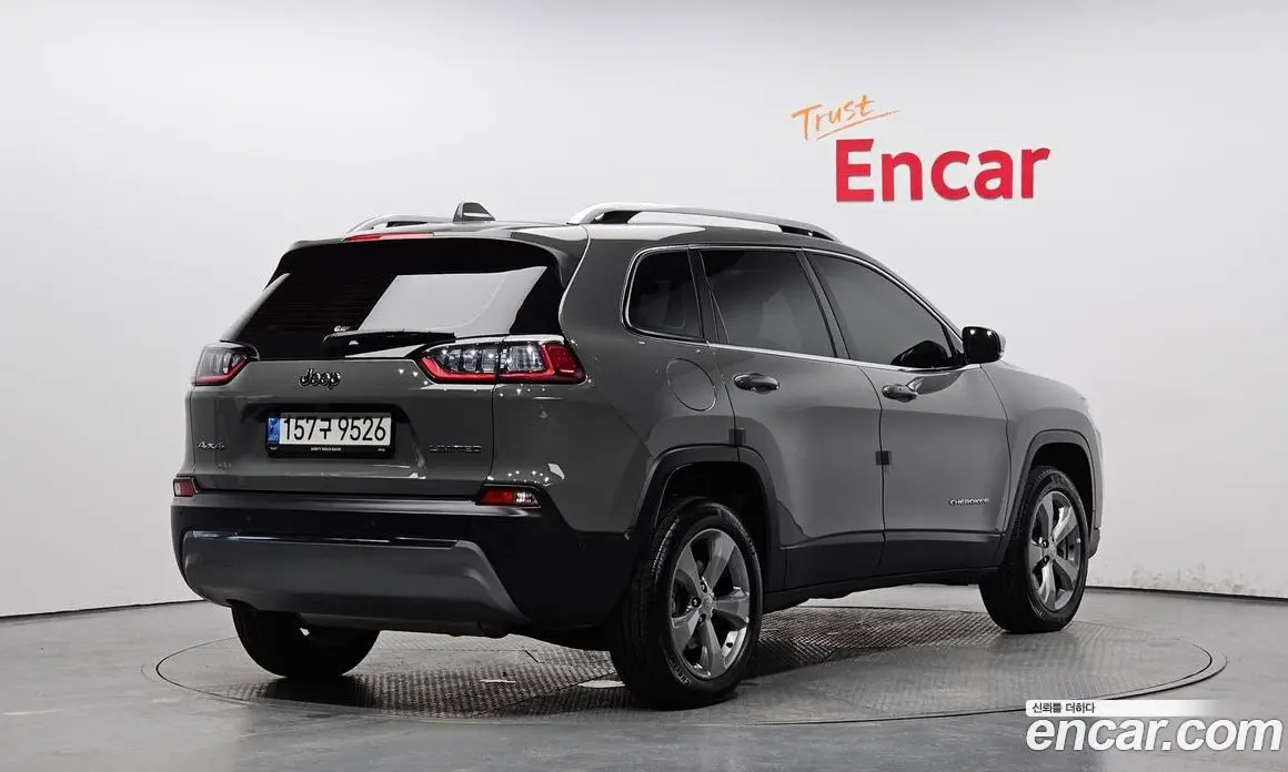 Jeep Cherokee 2021 2.4 автомат (гидро), фото 2 Jeep Cherokee 2021 2.4 автомат (гидро), фото 2
