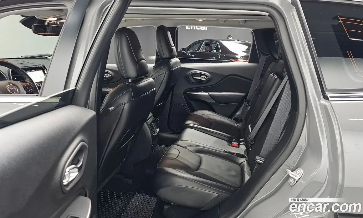 Jeep Cherokee 2021 2.4 автомат (гидро), фото 11 Jeep Cherokee 2021 2.4 автомат (гидро), фото 11