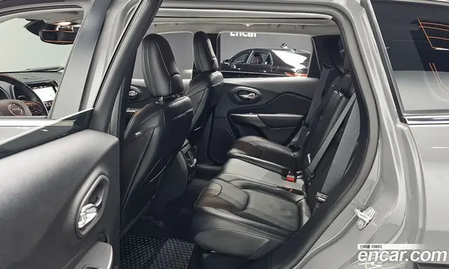 Jeep Cherokee 2021 2.4 автомат (гидро), миниатюра 11 Jeep Cherokee 2021 2.4 автомат (гидро), миниатюра 11