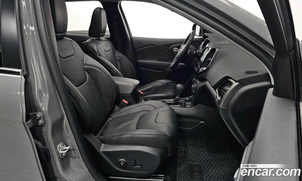 Jeep Cherokee 2021 2.4 автомат (гидро), фото 12 Jeep Cherokee 2021 2.4 автомат (гидро), фото 12