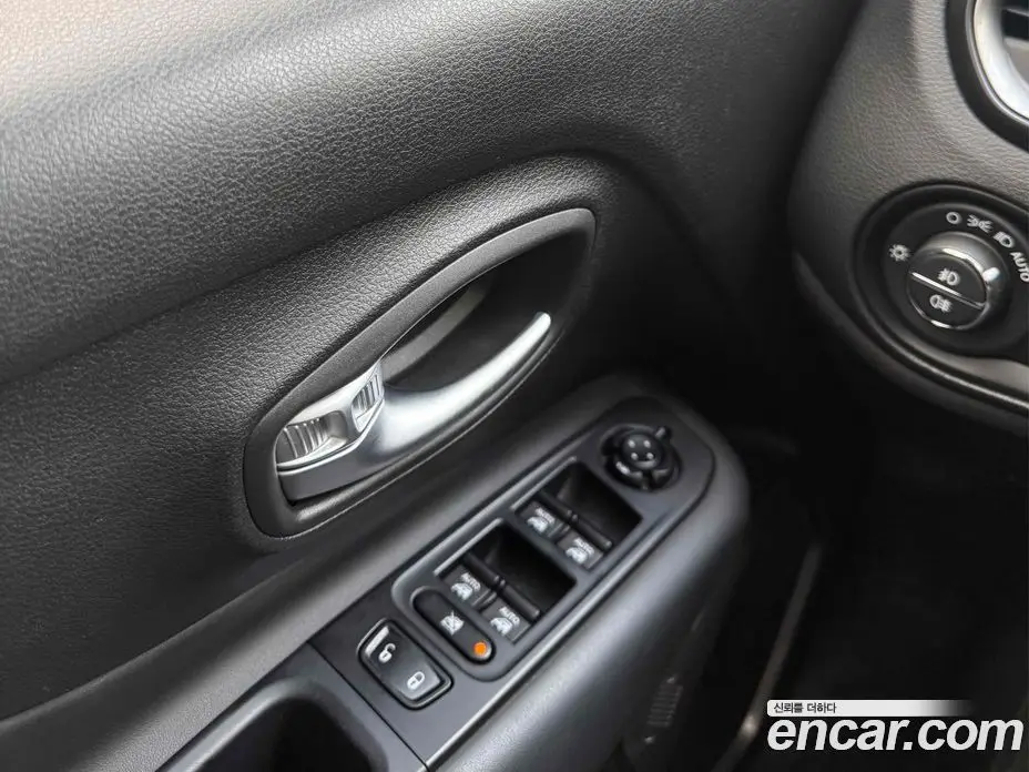 Jeep Renegade 2021 2.4 автомат (гидро), фото 5 Jeep Renegade 2021 2.4 автомат (гидро), фото 5