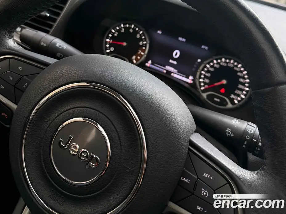 Jeep Renegade 2021 2.4 автомат (гидро), фото 8 Jeep Renegade 2021 2.4 автомат (гидро), фото 8