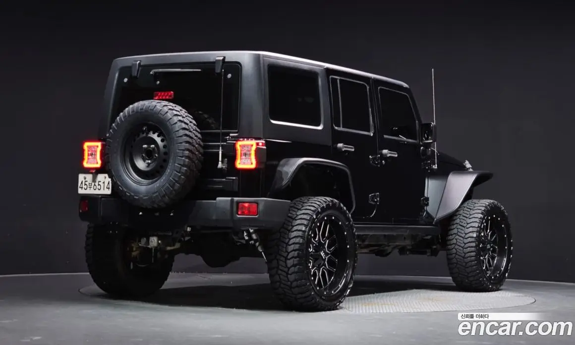 Jeep Wrangler 2014 2.8 автомат (гидро), фото 2 Jeep Wrangler 2014 2.8 автомат (гидро), фото 2