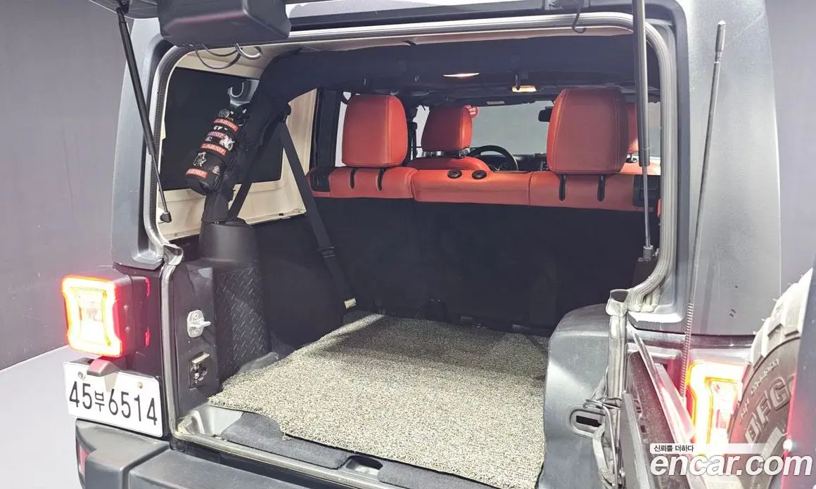 Jeep Wrangler 2014 2.8 автомат (гидро), фото 20 Jeep Wrangler 2014 2.8 автомат (гидро), фото 20