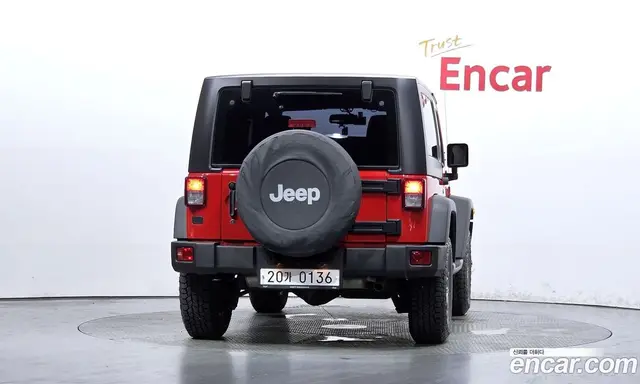 Jeep Wrangler 2016 3.6 автомат (гидро), миниатюра 4