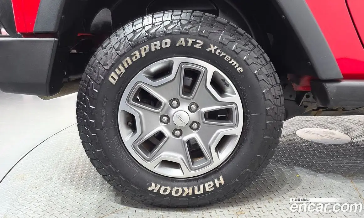 Jeep Wrangler 2016 3.6 автомат (гидро), фото 5