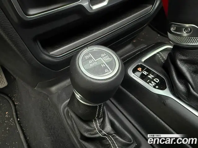 Jeep Wrangler 2018 2.0 автомат (гидро), миниатюра 12