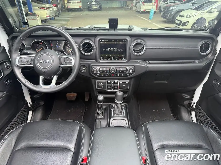 Jeep Wrangler 2018 2.0 автомат (гидро), фото 5