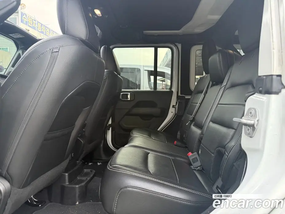 Jeep Wrangler 2018 2.0 автомат (гидро), фото 9