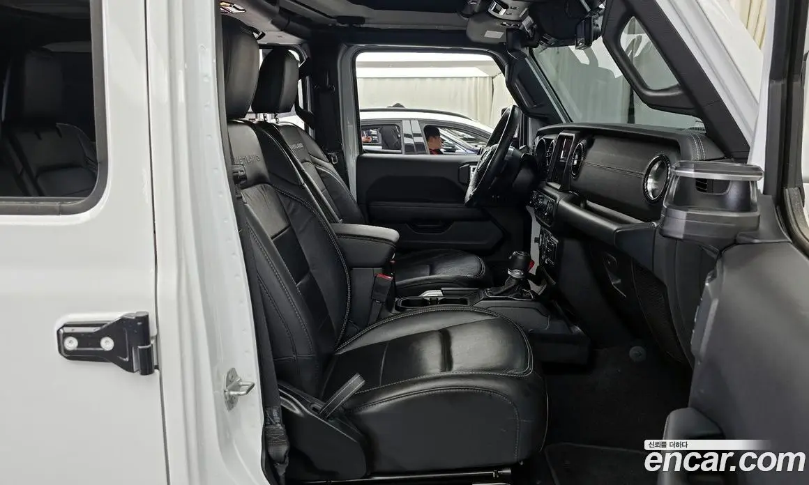 Jeep Wrangler 2019 2.0 автомат (гидро), фото 11