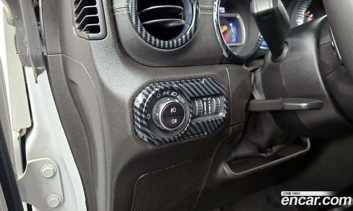 Jeep Wrangler 2019 2.0 автомат (гидро), фото 16