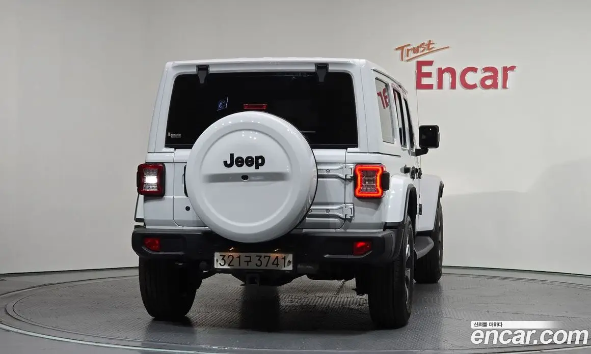 Jeep Wrangler 2019 2.0 автомат (гидро), фото 4