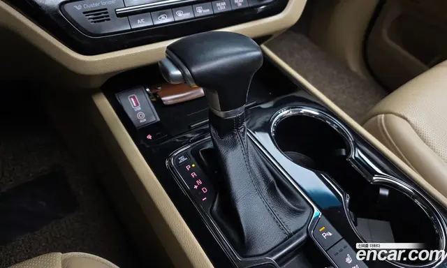 Kia Carnival 2019 3.3 автомат (гидро), миниатюра 8