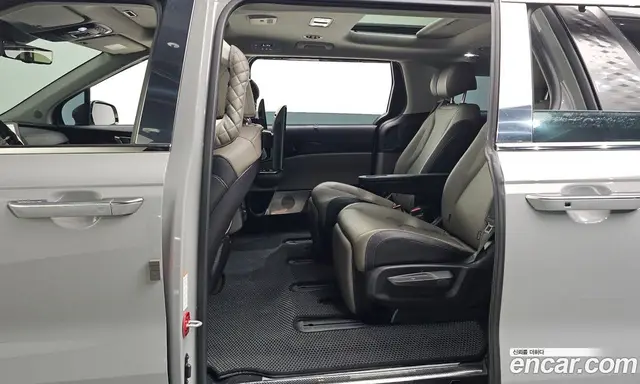 Kia Carnival 2025 3.5 автомат (гидро), миниатюра 11