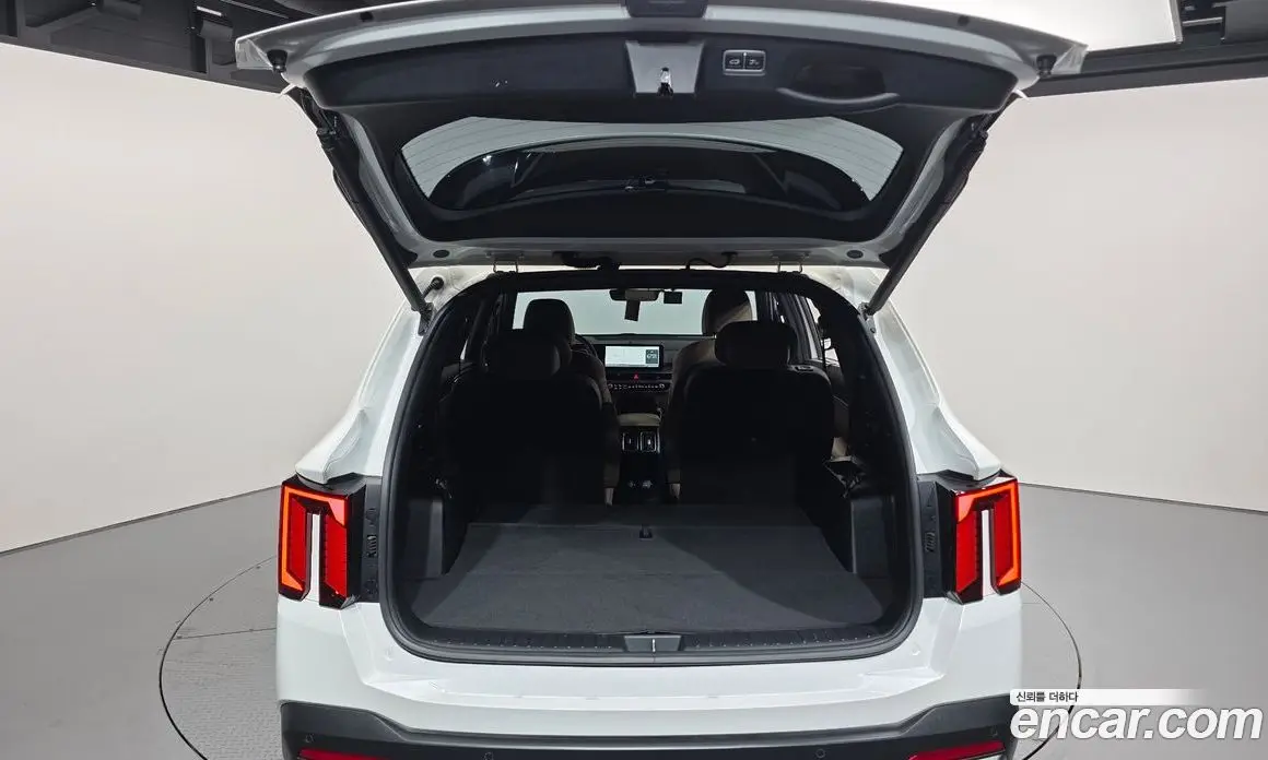 Kia Sorento 2023 1.6 автомат (гидро), фото 20