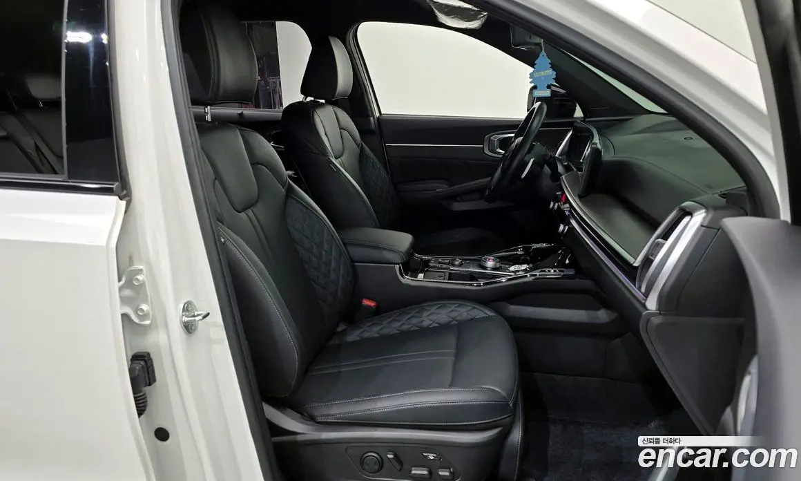 Kia Sorento 2024 2.5 автомат (гидро), фото 12 Kia Sorento 2024 2.5 автомат (гидро), фото 12