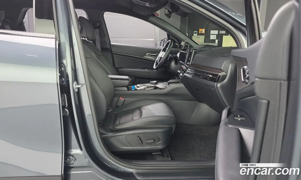 Kia Sportage 2025 2.0 автомат (гидро), фото 11 Kia Sportage 2025 2.0 автомат (гидро), фото 11