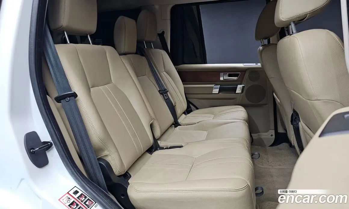 Land Rover Discovery 2012 3.0 автомат (гидро), фото 12