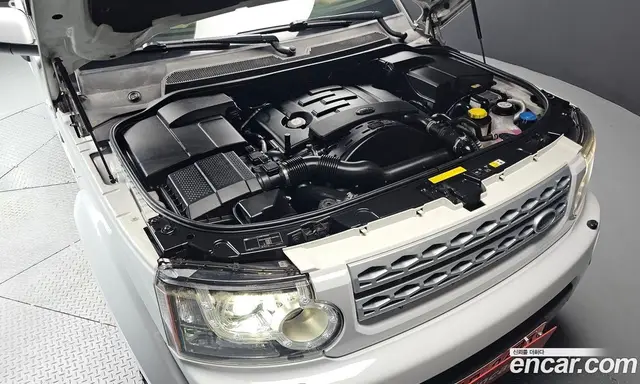 Land Rover Discovery 2012 3.0 автомат (гидро), миниатюра 6