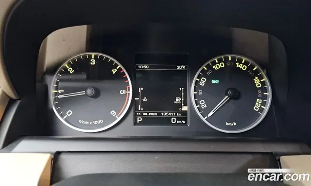 Land Rover Discovery 2012 3.0 автомат (гидро), миниатюра 8