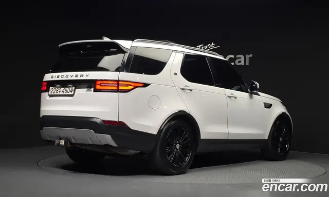 Land Rover Discovery 2019 3.0 автомат (гидро), миниатюра 2