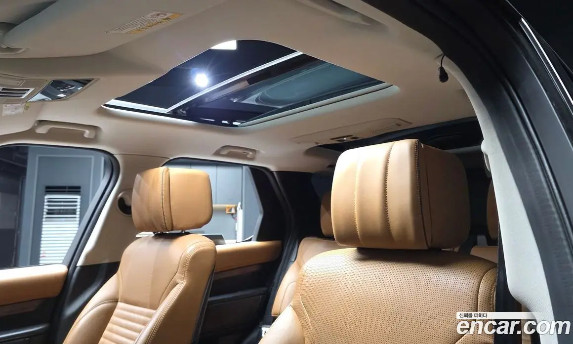 Land Rover Discovery 2019 3.0 автомат (гидро), фото 18
