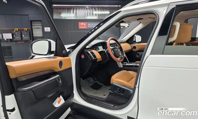 Land Rover Discovery 2020 3.0 автомат (гидро), миниатюра 10
