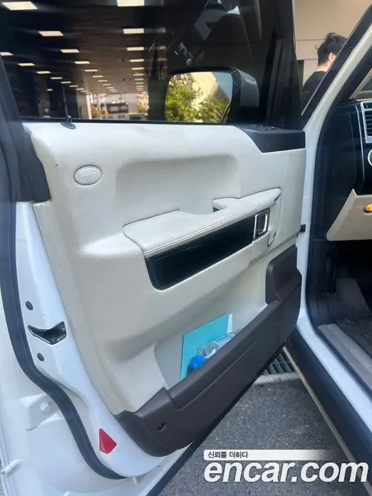 Land Rover Range Rover 2012 4.4 автомат (гидро), фото 11 Land Rover Range Rover 2012 4.4 автомат (гидро), фото 11