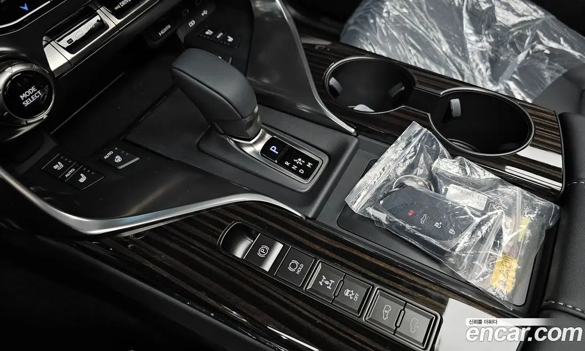 Lexus LX 2026 3.4 автомат (гидро), фото 9