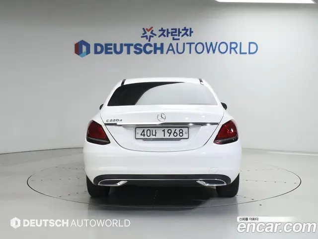 Mercedes-Benz C-Class 2019 1.9 автомат (гидро), миниатюра 4 Mercedes-Benz C-Class 2019 1.9 автомат (гидро), миниатюра 4