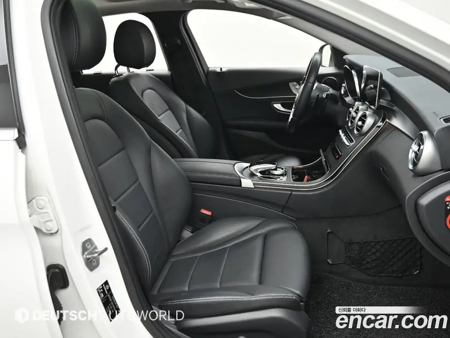 Mercedes-Benz C-Class 2019 1.9 автомат (гидро), фото 10 Mercedes-Benz C-Class 2019 1.9 автомат (гидро), фото 10