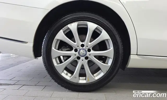 Mercedes-Benz E-Class 2017 1.9 автомат (гидро), миниатюра 5 Mercedes-Benz E-Class 2017 1.9 автомат (гидро), миниатюра 5