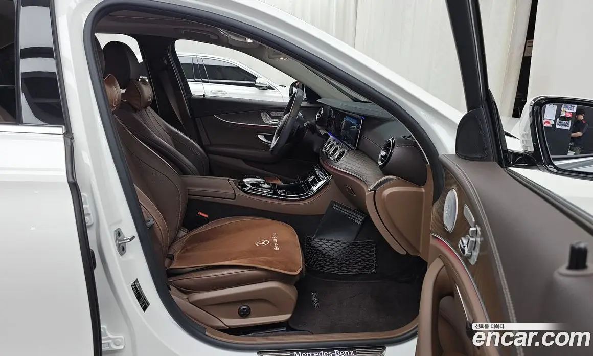 Mercedes-Benz E-Class 2020 2.0 автомат (гидро), фото 11 Mercedes-Benz E-Class 2020 2.0 автомат (гидро), фото 11