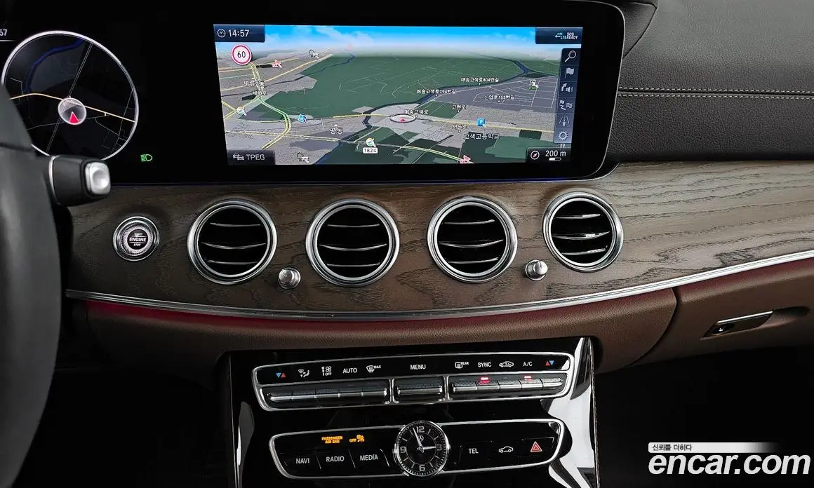 Mercedes-Benz E-Class 2020 2.0 автомат (гидро), фото 14 Mercedes-Benz E-Class 2020 2.0 автомат (гидро), фото 14