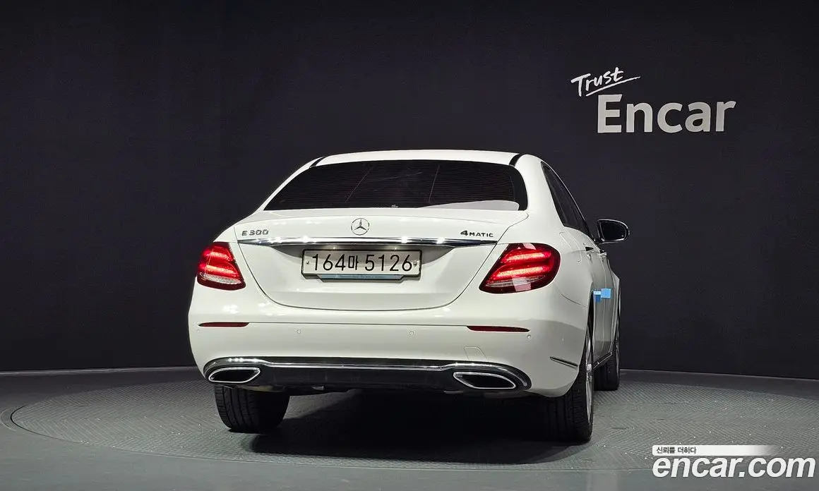 Mercedes-Benz E-Class 2020 2.0 автомат (гидро), фото 4 Mercedes-Benz E-Class 2020 2.0 автомат (гидро), фото 4