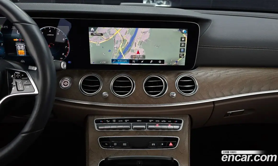 Mercedes-Benz E-Class 2021 2.0 автомат (гидро), фото 13