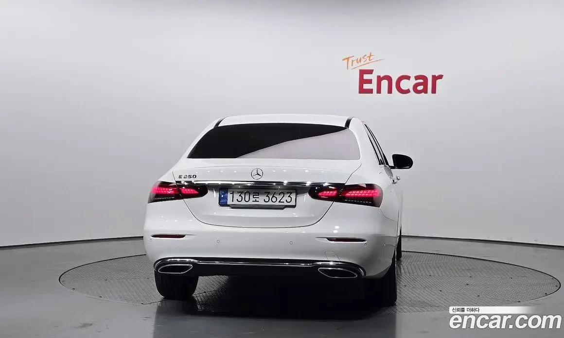 Mercedes-Benz E-Class 2021 2.0 автомат (гидро), фото 4