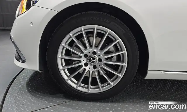 Mercedes-Benz E-Class 2021 2.0 автомат (гидро), миниатюра 5