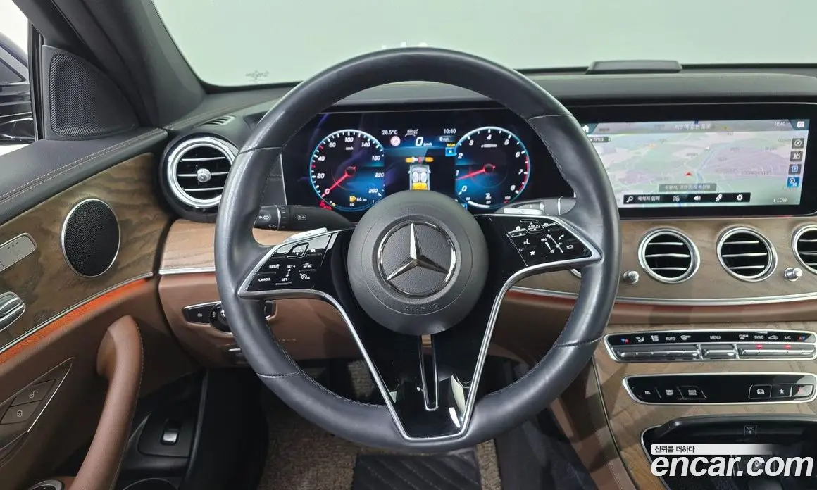 Mercedes-Benz E-Class 2022 2.0 автомат (гидро), фото 13