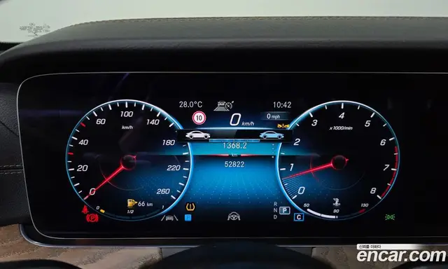Mercedes-Benz E-Class 2022 2.0 автомат (гидро), миниатюра 8