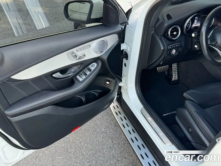 Mercedes-Benz GLC-Class 2018 4.0 автомат (гидро), фото 12 Mercedes-Benz GLC-Class 2018 4.0 автомат (гидро), фото 12