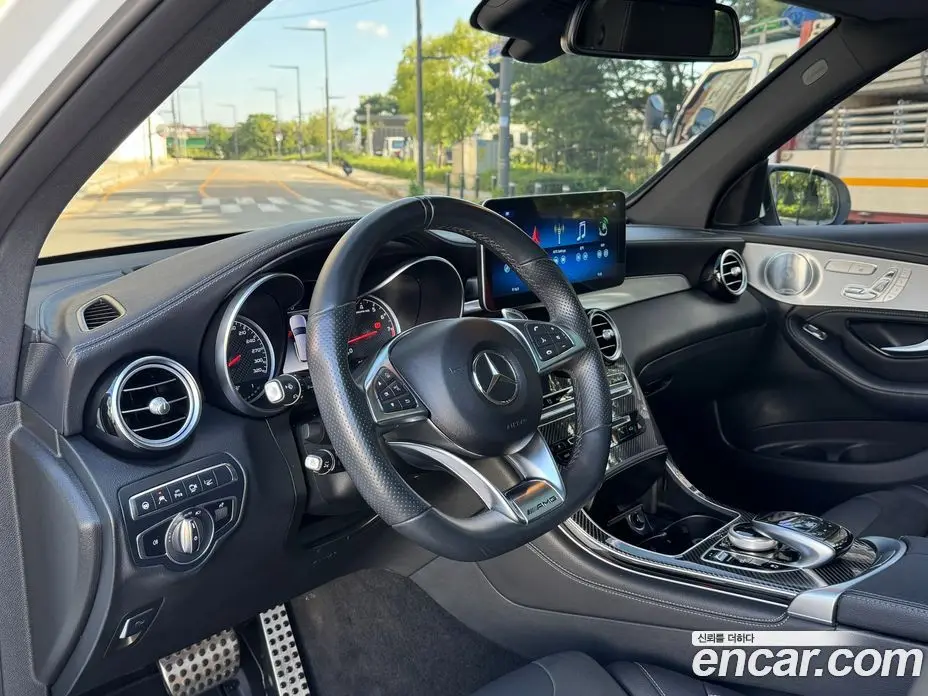 Mercedes-Benz GLC-Class 2018 4.0 автомат (гидро), фото 9 Mercedes-Benz GLC-Class 2018 4.0 автомат (гидро), фото 9
