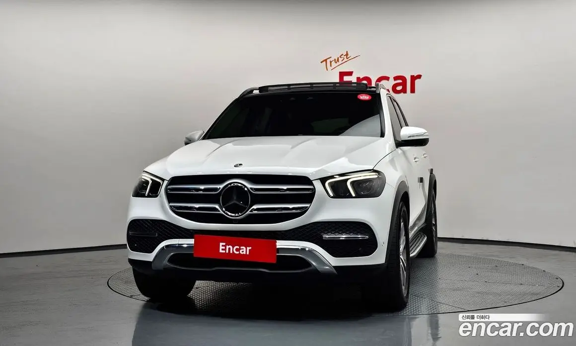 Mercedes-Benz GLE-Class 2022 2.0 автомат (гидро), фото 3