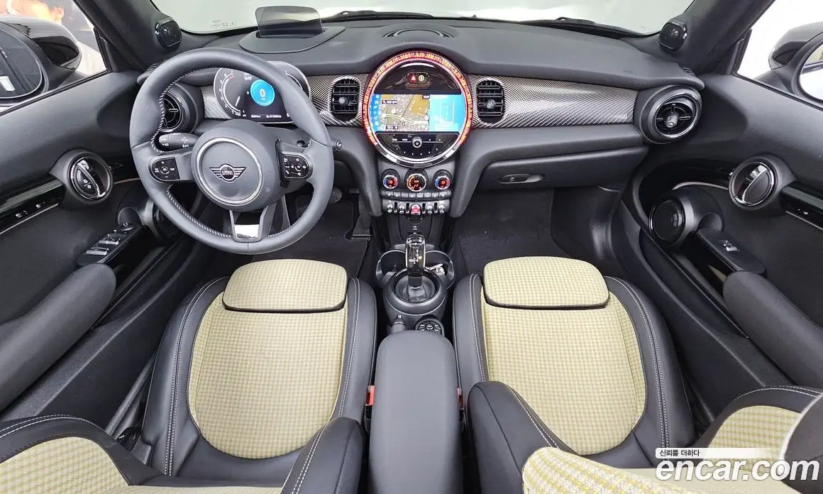 Mini Cooper Convertible 2023 2.0 автомат (гидро), фото 7 Mini Cooper Convertible 2023 2.0 автомат (гидро), фото 7